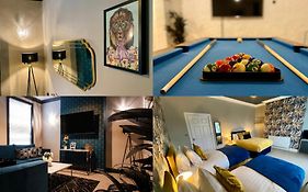 Entire Modern House Liverpool, 6 Bedrooms